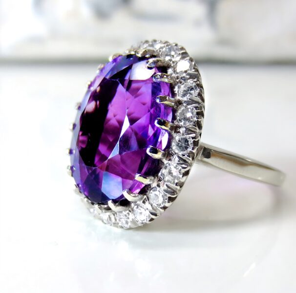 Rotaslietas un aksesuāri