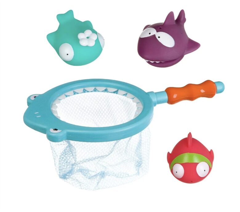 Spēļu komplekts vannošanai ar smidzinātāju (haizivs un zivtiņa)