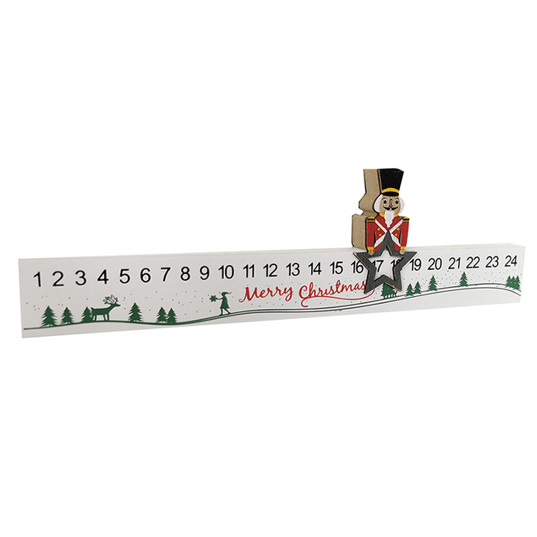 Adventes kalendārs - koka ar riekstkodi