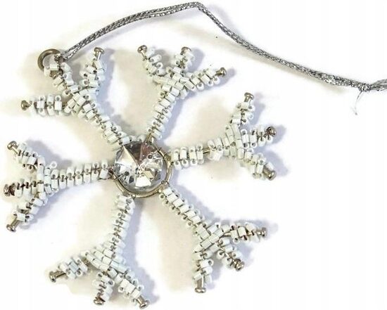 Ziemassvētku eglītes rotājums Sniegpārsla balta krāsā