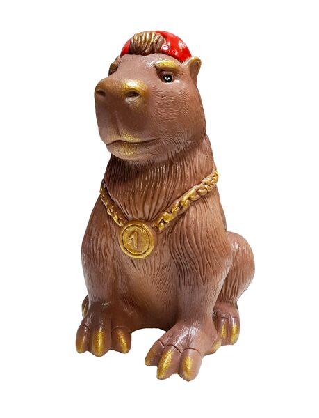 Krajkastīre "Capybara in a cap" brūna, 22cm